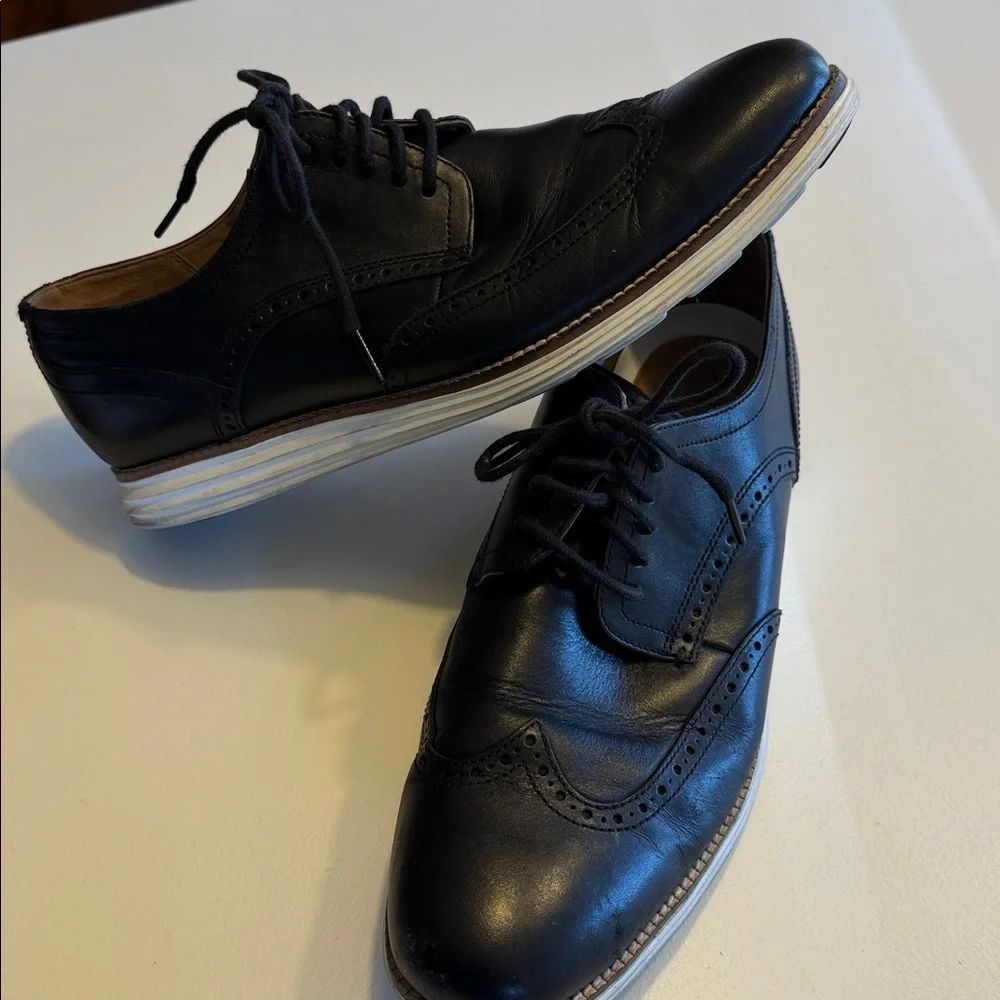 Cole Haan Men's Black Leather Dress Shoes Sz 11.5. Tub1